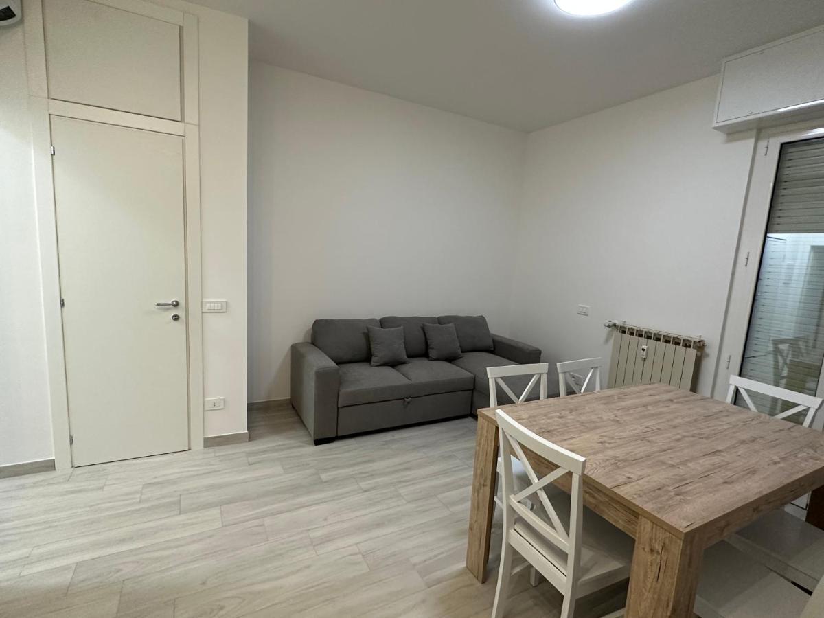 La Casa Di Nonno Stefano - Possibilita Box Privato Apartment Loano Luaran gambar
